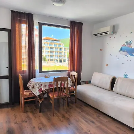 Apartment Dom-el Real In Raduga Complex Sveti Vlas